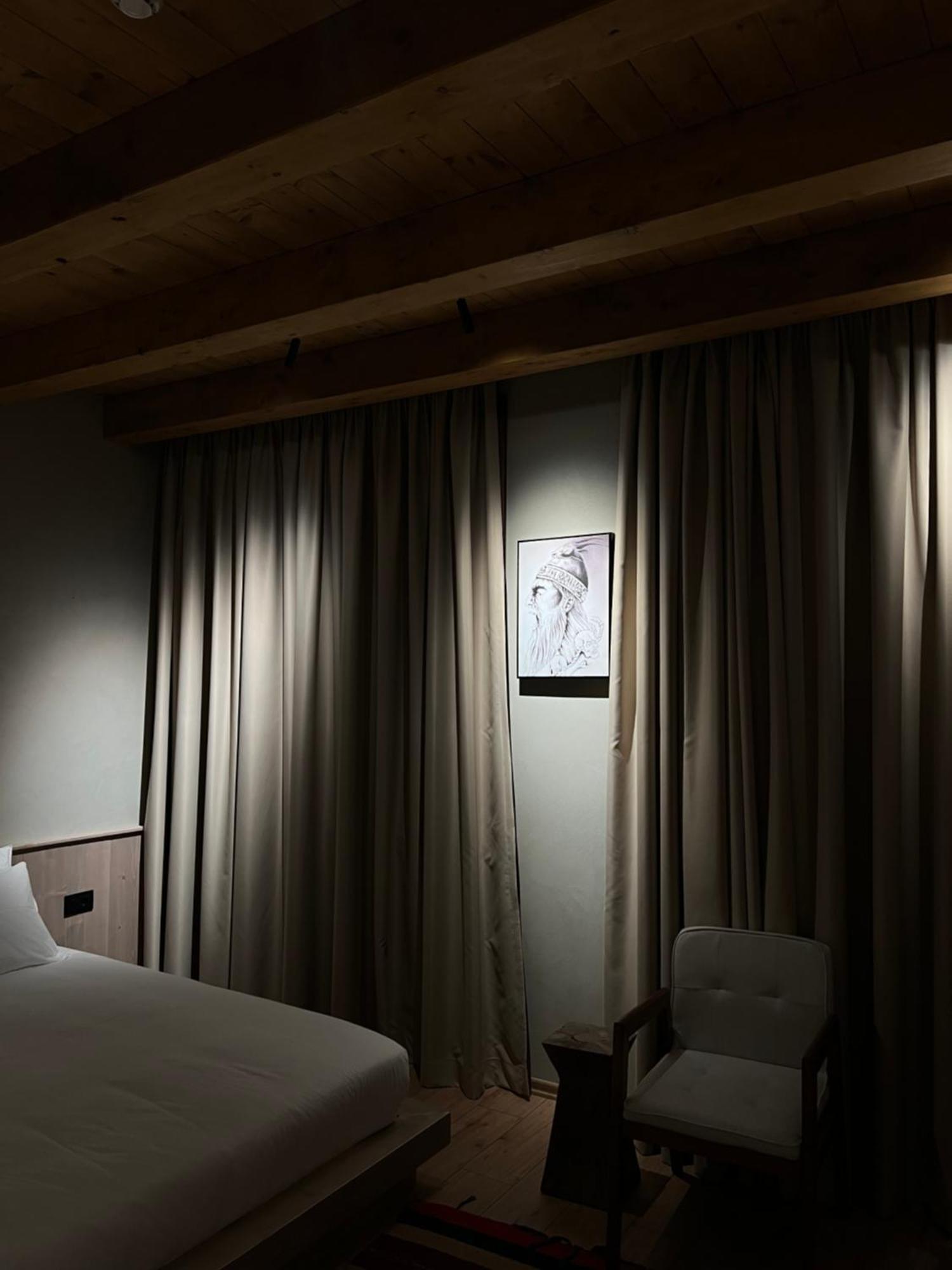 Faces & Places Boutique Hotel